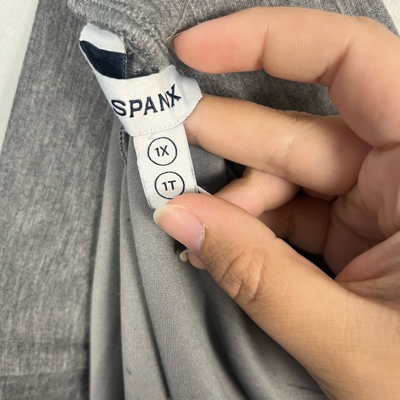 Spanx Airessentials Barrel Pant Grey size 1X - Picture 7 of 7